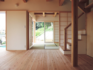 神奈川県横浜市O邸。自然素材を使った和モダン住宅