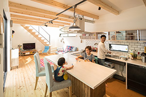 千葉県流山市I邸。光が家族をつなぐ家